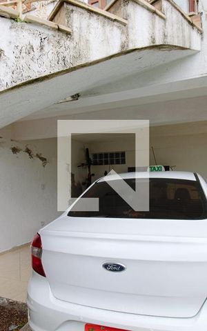 Casa para alugar com 275m², 3 quartos e 3 vagas Casa para alugar com 275m², 3 quartos e 3 vagasGaragem