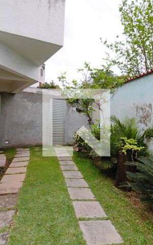 Casa para alugar com 275m², 3 quartos e 3 vagas Casa para alugar com 275m², 3 quartos e 3 vagasGaragem