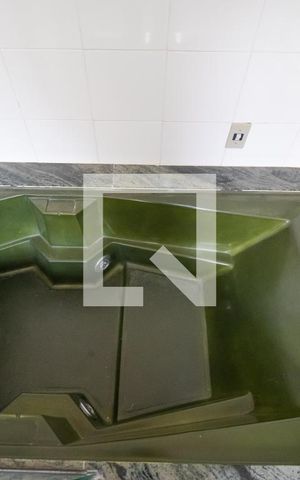 Casa à venda com 465m², 4 quartos e 4 vagas Casa à venda com 465m², 4 quartos e 4 vagasBanheiro da Suíte 01