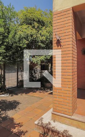 Casa para alugar com 300m², 5 quartos e 3 vagasArea externa