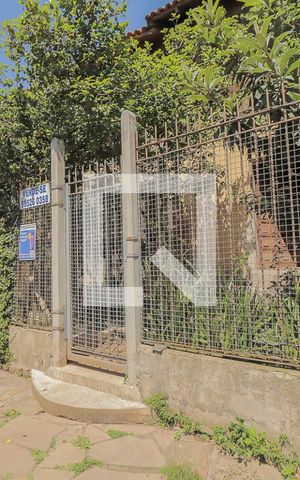 Casa para alugar com 300m², 5 quartos e 3 vagasFachada