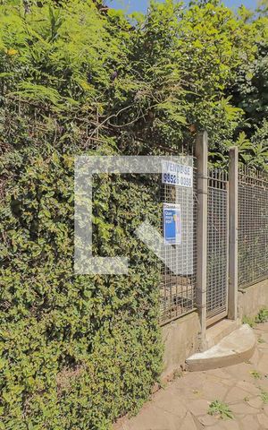 Casa para alugar com 300m², 5 quartos e 3 vagasFachada