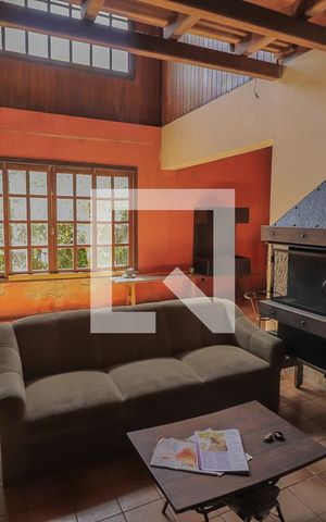 Casa para alugar com 300m², 5 quartos e 3 vagasSala