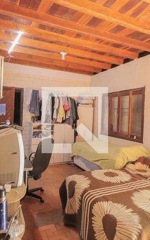 Casa para alugar com 300m², 5 quartos e 3 vagasQuarto 1