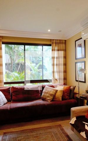 Apartamento à venda com 320m², 3 quartos e 3 vagas Apartamento à venda com 320m², 3 quartos e 3 vagasSala de TV