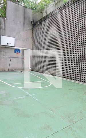 Apartamento à venda com 320m², 3 quartos e 3 vagas Apartamento à venda com 320m², 3 quartos e 3 vagasQuadra Esportiva