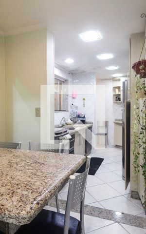 Casa à venda com 126m², 2 quartos e 1 vaga Casa à venda com 126m², 2 quartos e 1 vagaCozinha