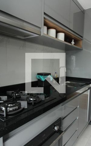 Apartamento à venda com 76m², 2 quartos e 2 vagasCozinha