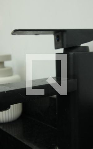 Apartamento à venda com 76m², 2 quartos e 2 vagasBanheiro 
