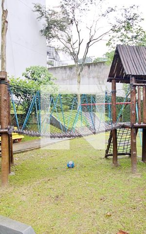 Apartamento para alugar com 110m², 3 quartos e 2 vagas Apartamento para alugar com 110m², 3 quartos e 2 vagasÁrea Comum - Playground