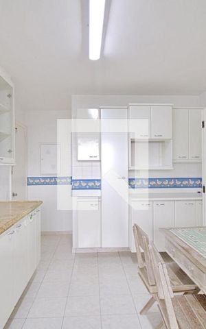 Apartamento para alugar com 110m², 3 quartos e 2 vagas Apartamento para alugar com 110m², 3 quartos e 2 vagasCozinha