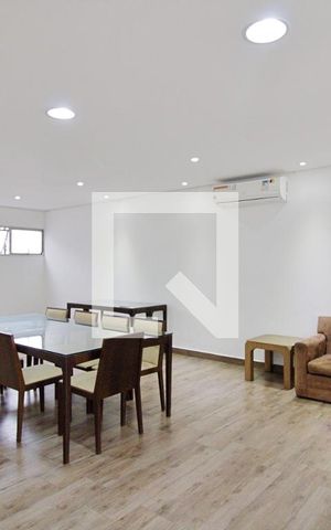 Apartamento para alugar com 110m², 3 quartos e 2 vagas Apartamento para alugar com 110m², 3 quartos e 2 vagasÁrea comum - Salão de festas