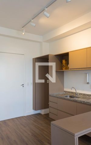Studio à venda com 37m², 1 quarto e 1 vaga Studio à venda com 37m², 1 quarto e 1 vagaStudio