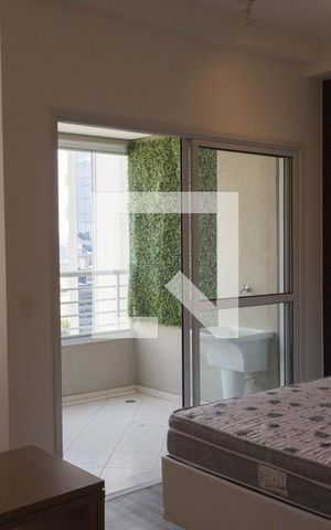 Studio à venda com 37m², 1 quarto e 1 vaga Studio à venda com 37m², 1 quarto e 1 vagaStudio