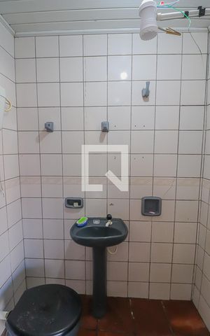 Casa à venda com 130m², 4 quartos e 3 vagasBanheiro Area Externa