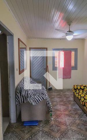 Casa à venda com 130m², 4 quartos e 3 vagasSala