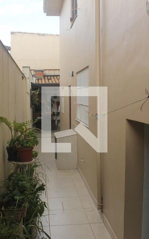 Casa para alugar com 200m², 4 quartos e 2 vagasQuintal
