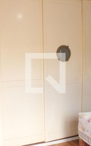Casa para alugar com 200m², 4 quartos e 2 vagasQuarto 1