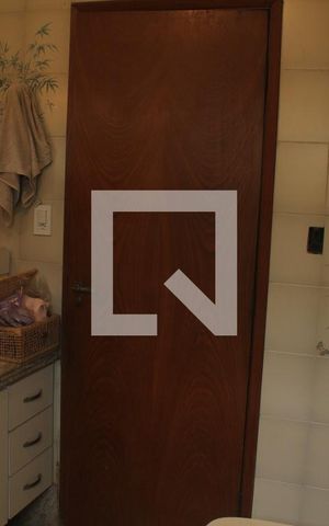 Casa para alugar com 200m², 4 quartos e 2 vagasBanheiro da Suíte