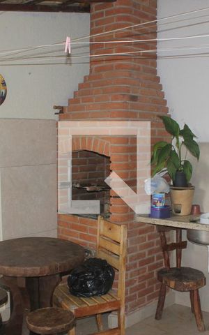 Casa para alugar com 200m², 4 quartos e 2 vagasChurrasqueira
