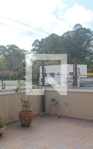 Casa para alugar com 200m², 4 quartos e 2 vagasVaranda