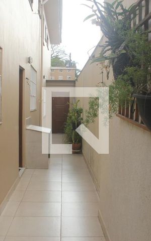 Casa para alugar com 200m², 4 quartos e 2 vagasQuintal
