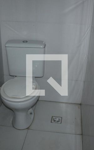 Casa para alugar com 200m², 4 quartos e 2 vagasBanheiro de serviço