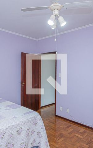Casa à venda com 235m², 3 quartos e 2 vagas Casa à venda com 235m², 3 quartos e 2 vagasQuarto 1