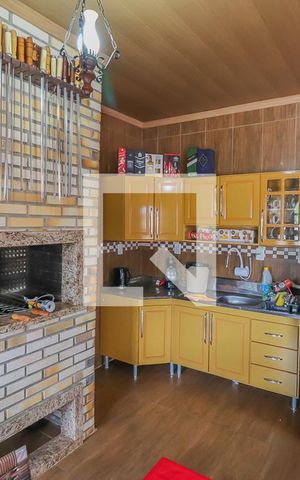 Casa à venda com 93m², 2 quartos e 6 vagasChurrasqueira