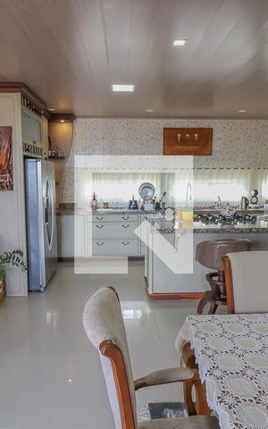 Casa à venda com 93m², 2 quartos e 6 vagasCozinha