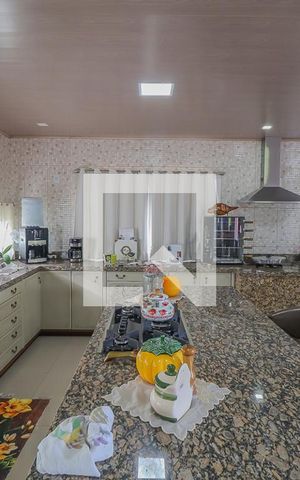 Casa à venda com 93m², 2 quartos e 6 vagasCozinha
