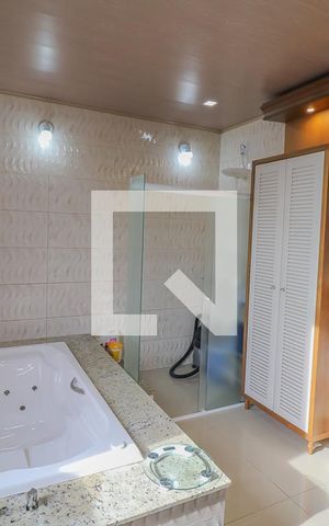 Casa à venda com 93m², 2 quartos e 6 vagasBanheiro 1