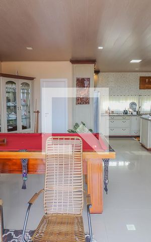 Casa à venda com 93m², 2 quartos e 6 vagasCozinha