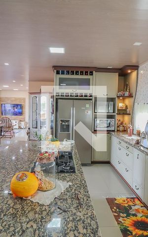 Casa à venda com 93m², 2 quartos e 6 vagasCozinha