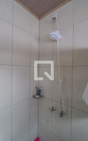 Casa à venda com 93m², 2 quartos e 6 vagasBanheiro 3