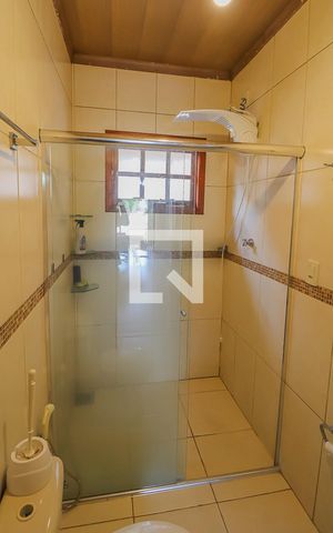 Casa à venda com 93m², 2 quartos e 6 vagasBanheiro 2