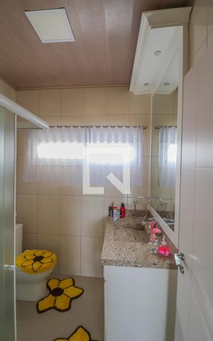Casa à venda com 93m², 2 quartos e 6 vagasBanheiro 3