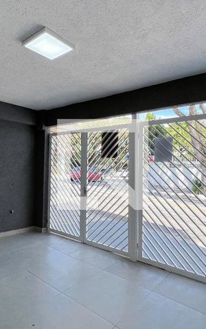 Casa à venda com 150m², 3 quartos e 1 vaga Casa à venda com 150m², 3 quartos e 1 vagaGaragem