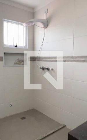 Casa à venda com 150m², 3 quartos e 1 vaga Casa à venda com 150m², 3 quartos e 1 vagaBanheiro
