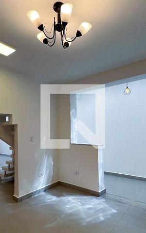 Casa à venda com 150m², 3 quartos e 1 vaga Casa à venda com 150m², 3 quartos e 1 vagaSala