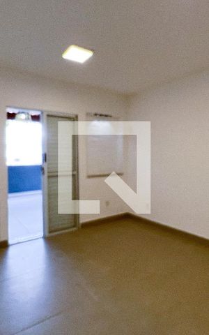 Casa à venda com 150m², 3 quartos e 1 vaga Casa à venda com 150m², 3 quartos e 1 vagaQuarto