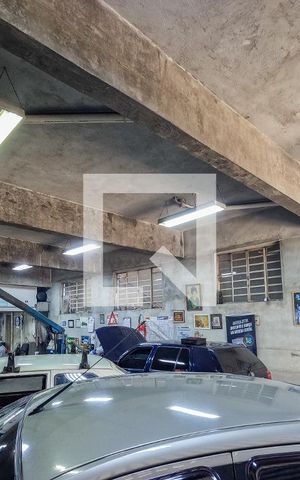 Casa à venda com 400m², 4 quartos e 8 vagasÁrea comum