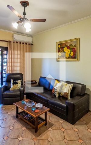 Casa à venda com 400m², 4 quartos e 8 vagasSala