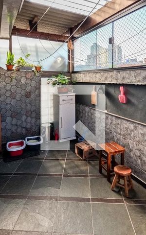 Casa à venda com 400m², 4 quartos e 8 vagasÁrea de Serviço