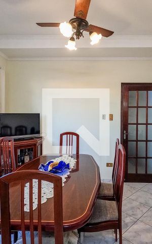 Casa à venda com 400m², 4 quartos e 8 vagasCopa