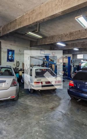 Casa à venda com 400m², 4 quartos e 8 vagasÁrea comum