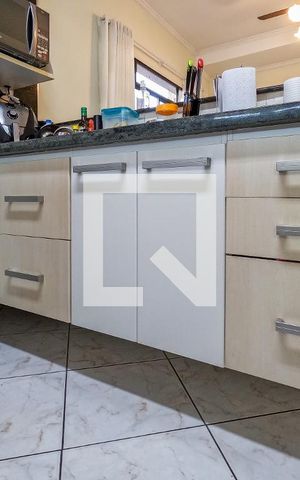 Casa à venda com 400m², 4 quartos e 8 vagasCozinha
