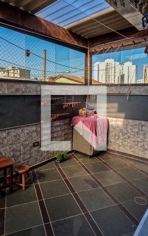 Casa à venda com 400m², 4 quartos e 8 vagasÁrea de Serviço