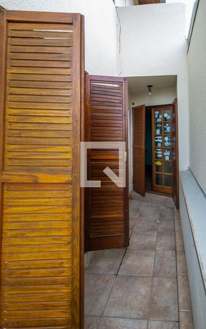 Casa para alugar com 574m², 4 quartos e 3 vagas Casa para alugar com 574m², 4 quartos e 3 vagasQuarto 2