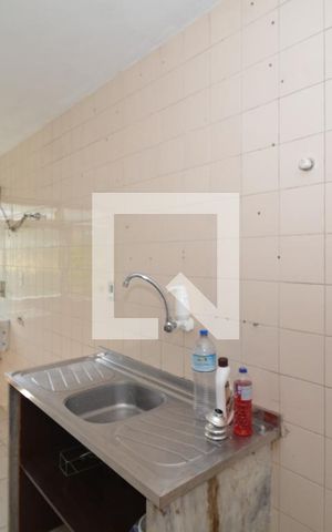 Apartamento para alugar com 53m², 2 quartos e 1 vagaCozinha e Área de Serviço